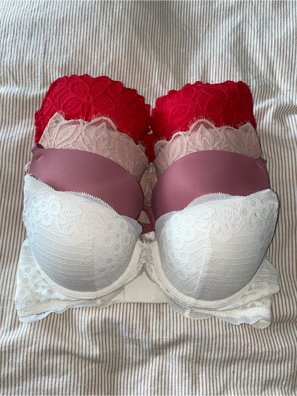 Bundle 34C Push Up Bras PINK VS Aerie